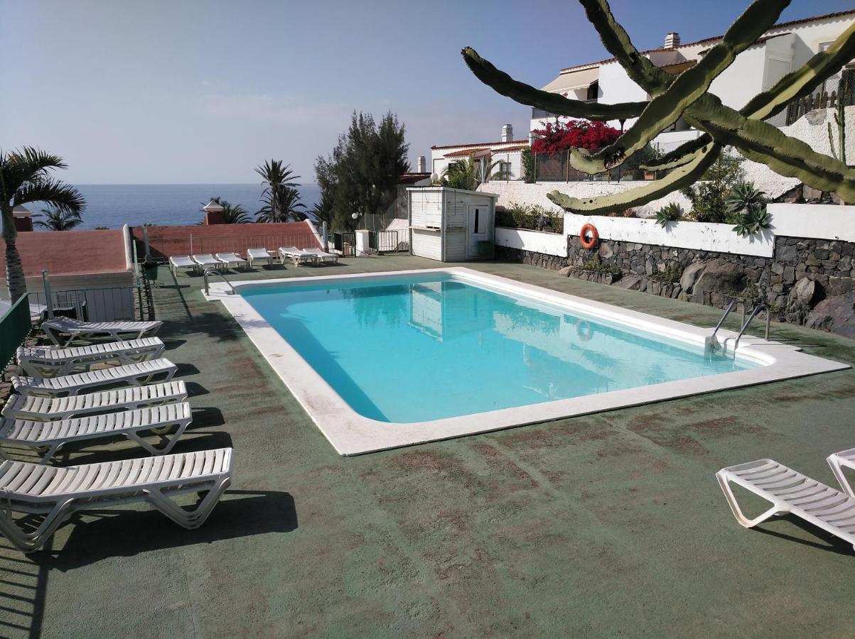 2 Calle Las Azucenas Playa Del Aguila  Екстериор снимка